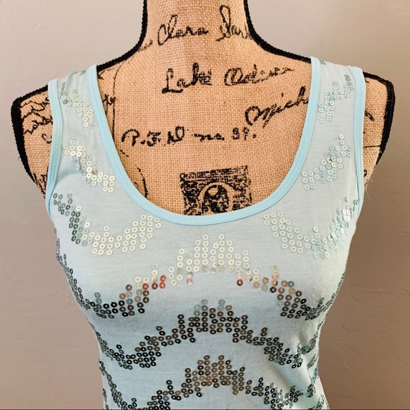 NEW Rue 21 Top - Picture 2 of 6